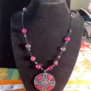 Pendent necklace